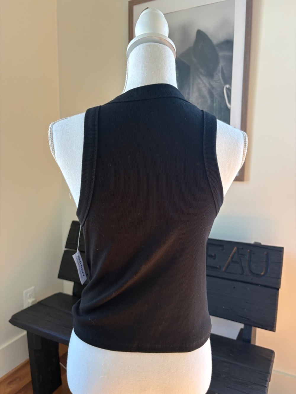 Old Navy Black Ribbed Tank Top - Picture 2 of 4